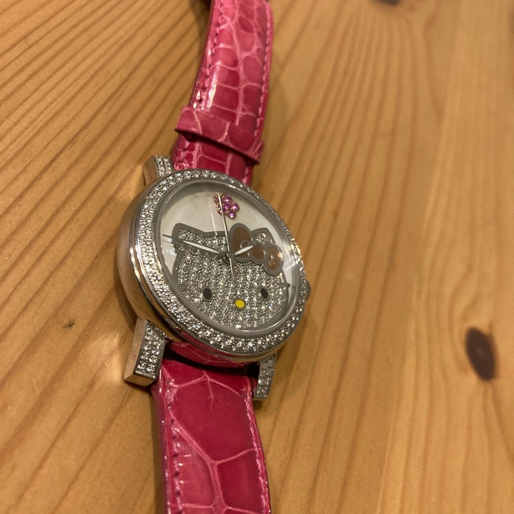 Kimora Lee Simmons Hello Kitty watch